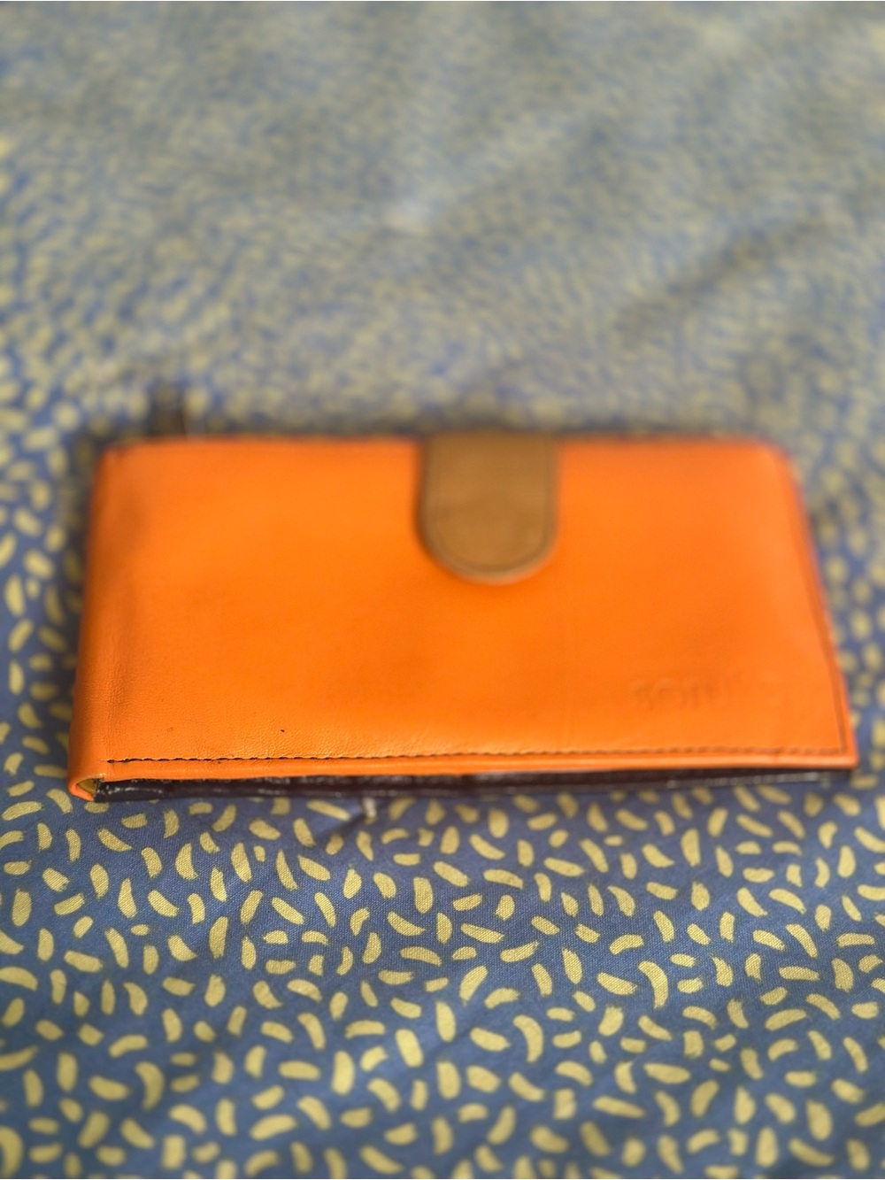 Soruka Genuine Leather Long Wallet with Colorful Compartments GUC - Picture 2 of 9